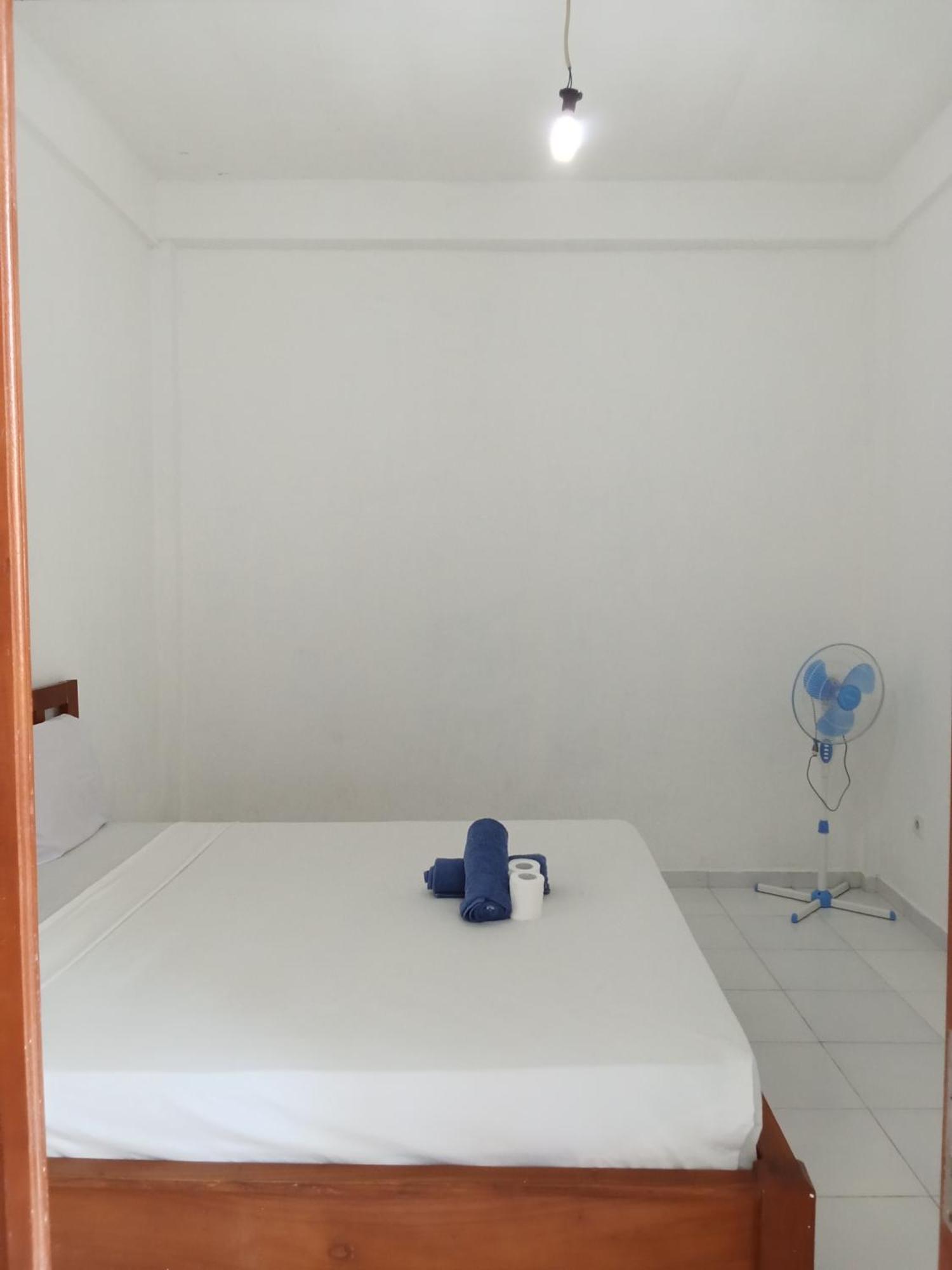 Komang Homestay Amed Exteriör bild