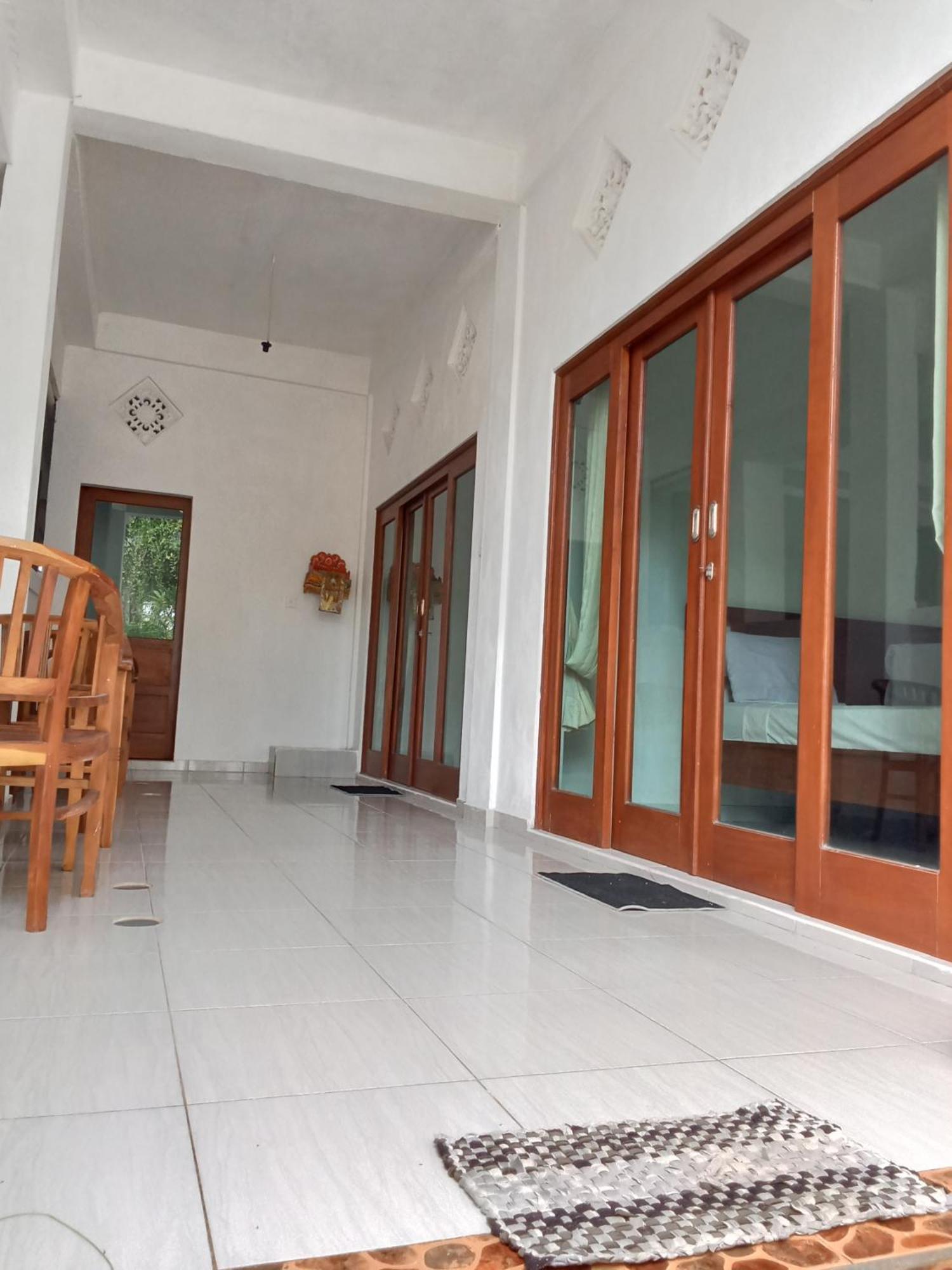 Komang Homestay Amed Exteriör bild