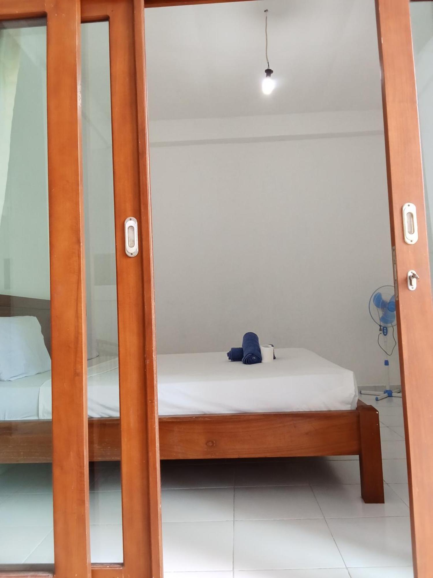 Komang Homestay Amed Exteriör bild